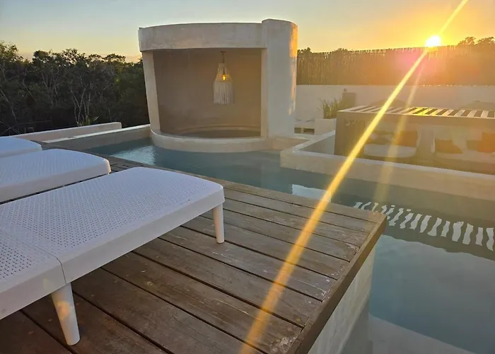 Brand New Penthouse Jungle Views 2 Bdr Sleeps 6 Сasa de vacaciones *