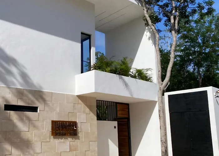 Brand New Penthouse Jungle Views 2 Bdr Sleeps 6