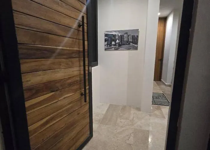 Brand New Penthouse Jungle Views 2 Bdr Sleeps 6 *